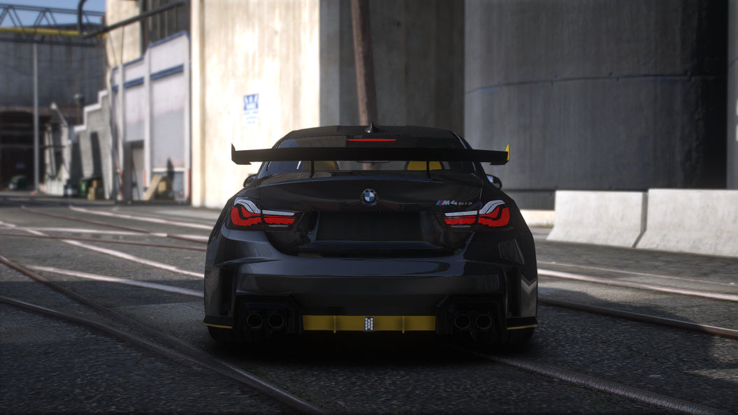 BMW M4 GTS